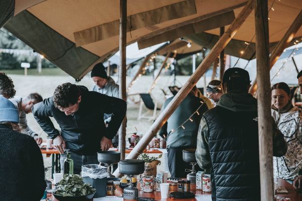 SOTO Outdoors Kochen in der Gruppe bei Event