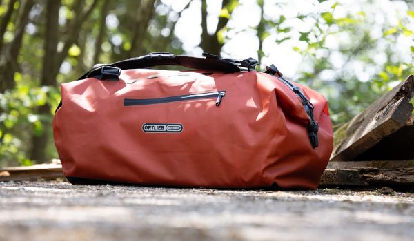 Ortlieb Duffle Lite 60 auf Beton