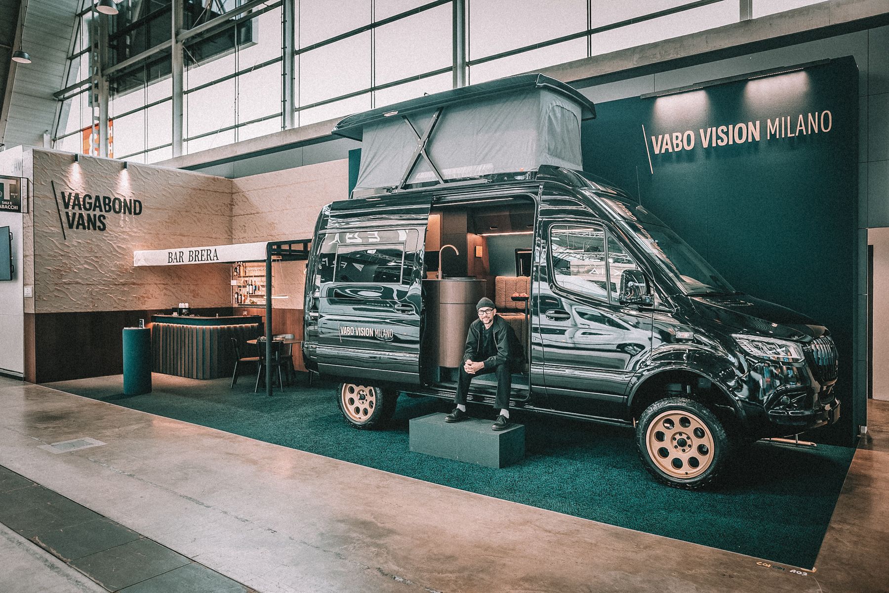 VABO Vision Milano CMT 2560p 1