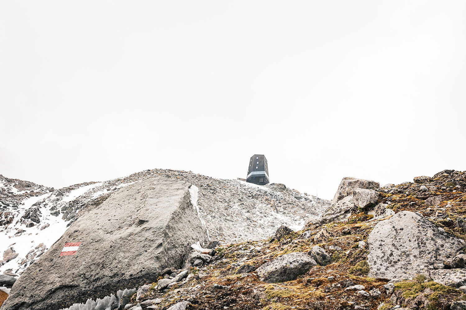 Aufstieg zur Schwarzensteinhütte in Südtirol