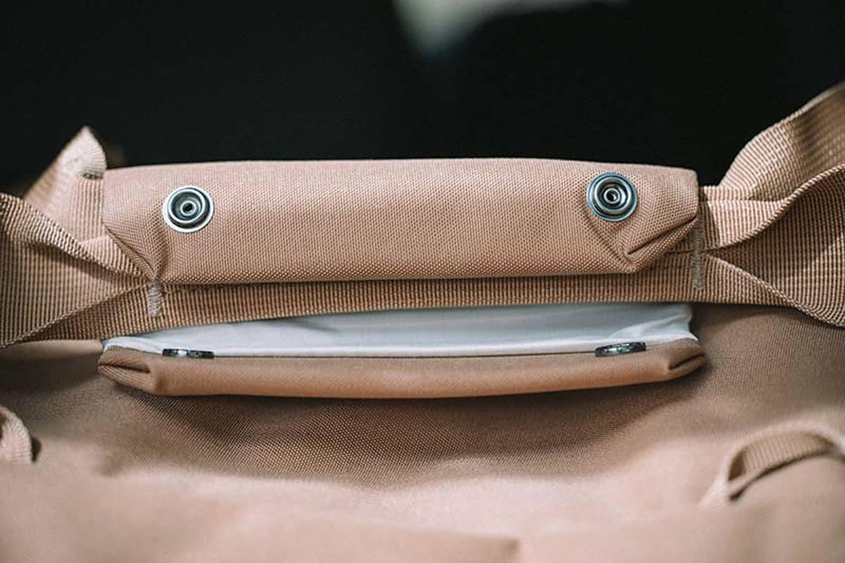 YETI Crossroads 60 Griff oben