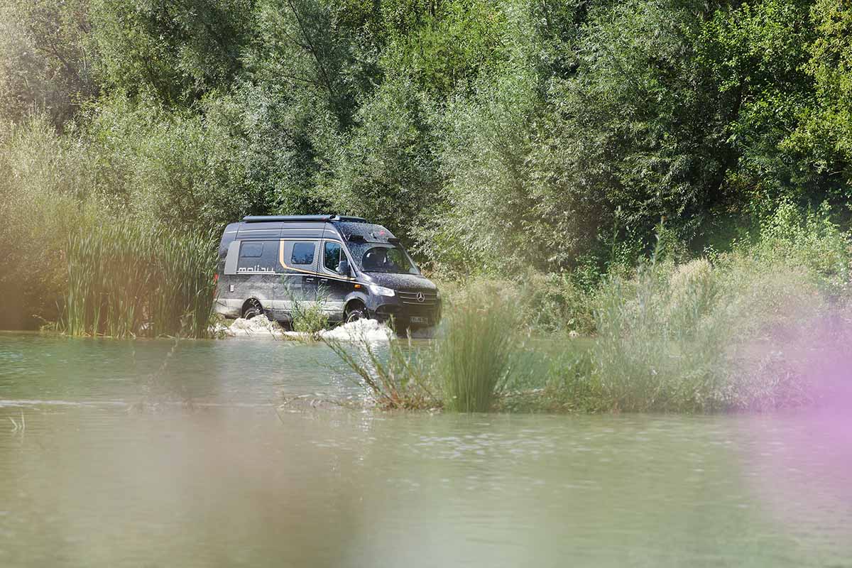 2025 Malibu genius performance 4x4 641LE 0650 v01
