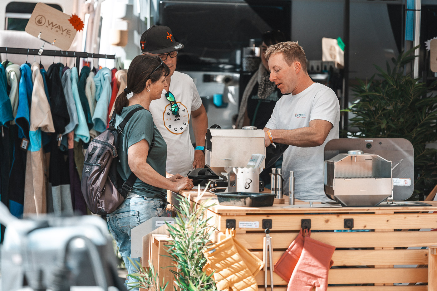 Grove Camping Backofen Horst wird am Messestand erklärt