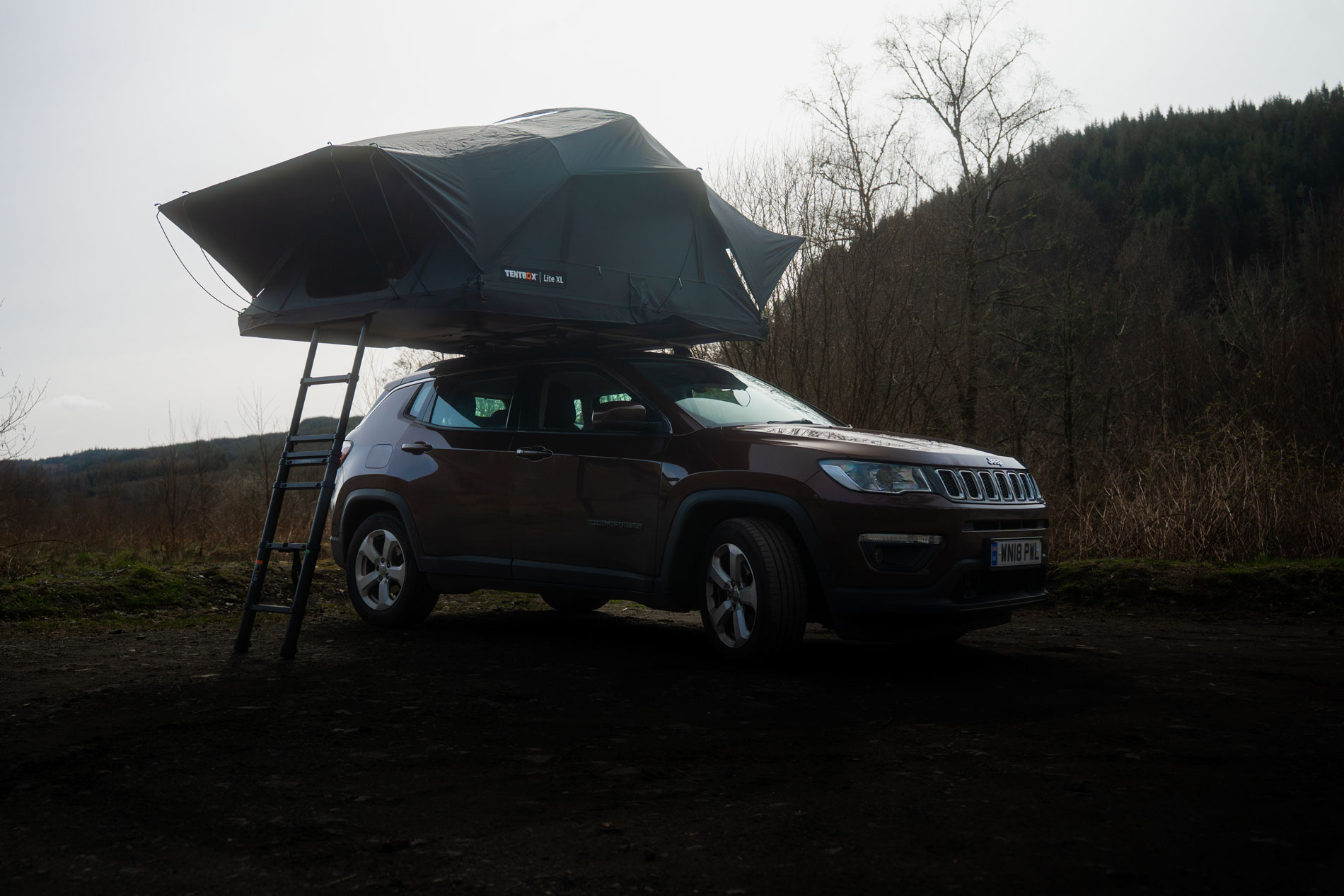 Tentbox Dachzelt auf Jeep Tentbox Lite XL Offroad 10 Jahre Tentbox