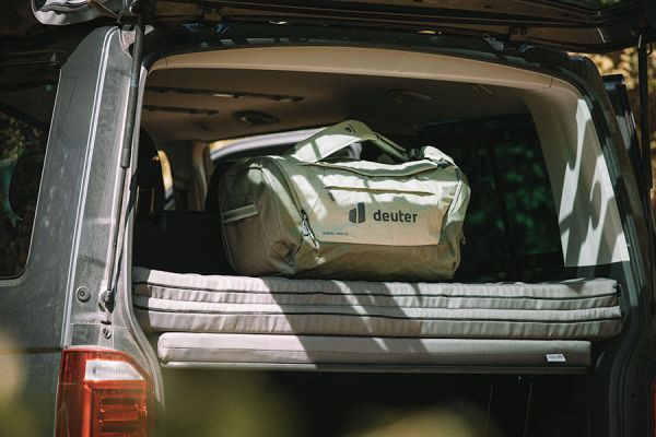 Deuter Duffel Pro 60 Kofferraum