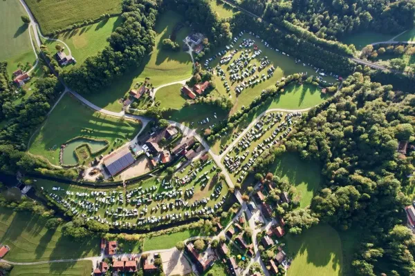 Pritz Globetrotter Treffen Drohnenaufnahme