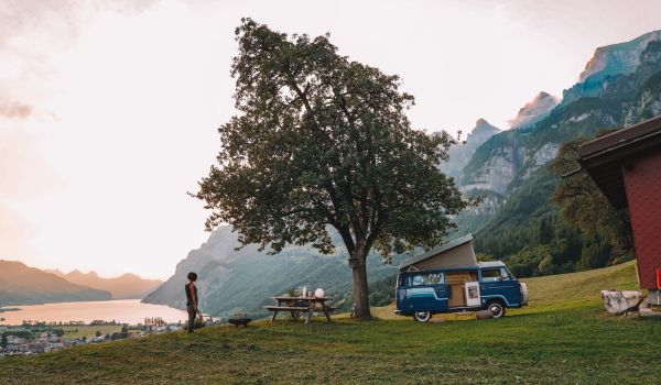 Nomady Camping in den Bergen