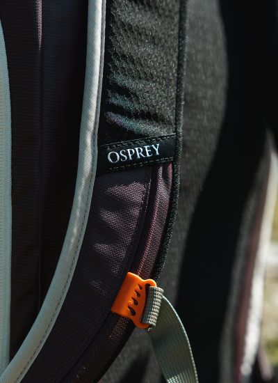 Osprey Transporter Rolltop Tragegurt mit Logo