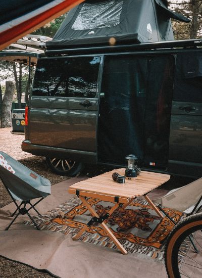 Camping mit Roofspace 2 und Hängematte