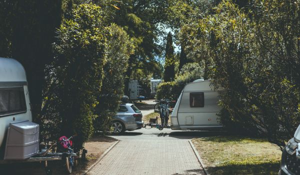 Camping Boom in Europa Campingplatz am Lago Maggiore