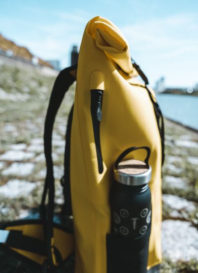 BTWIN Fahrrad Rucksack Speed 900 Seitenansicht mit Trinkflasche