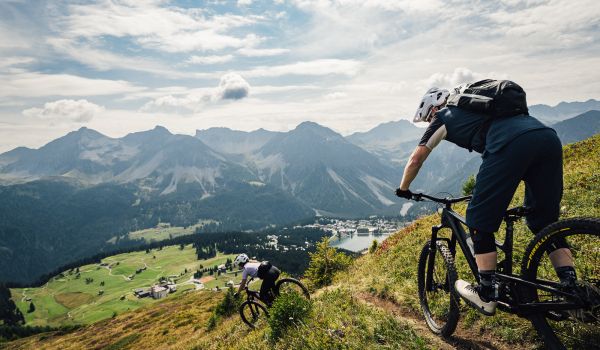 Mountainbike Arosa Berge und Täler