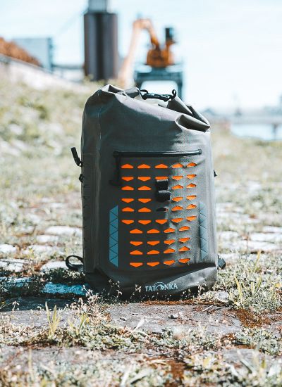 Tatonka Commuter Rolltop 30 WP Daypack
