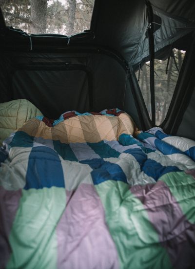 Roofspace 2 Innenansicht mit Voited Kuscheldecken