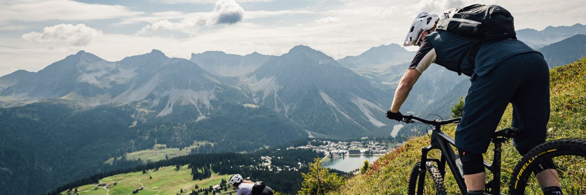 Mountainbike Arosa Berge und Täler