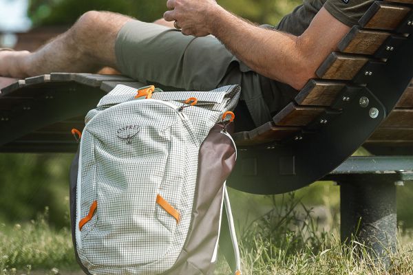 gewinnspiel osprey transpoter roll top rucksack parkbank